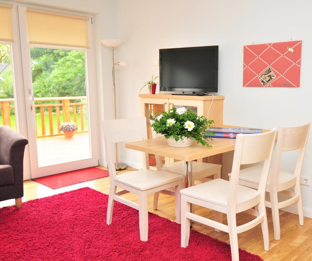 Ferienwohnung Schloms Hof Waffensen Exterior foto