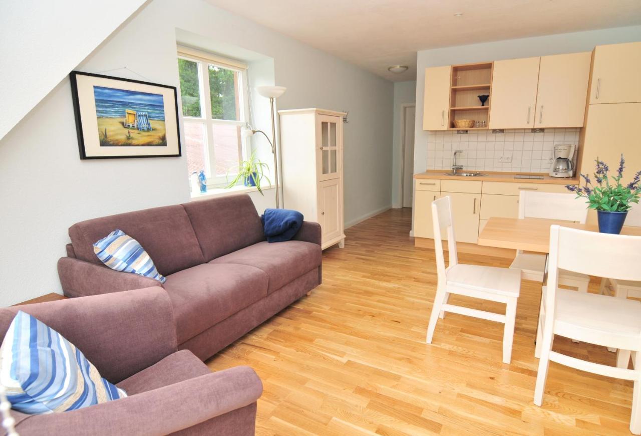 Ferienwohnung Schloms Hof Waffensen Exterior foto