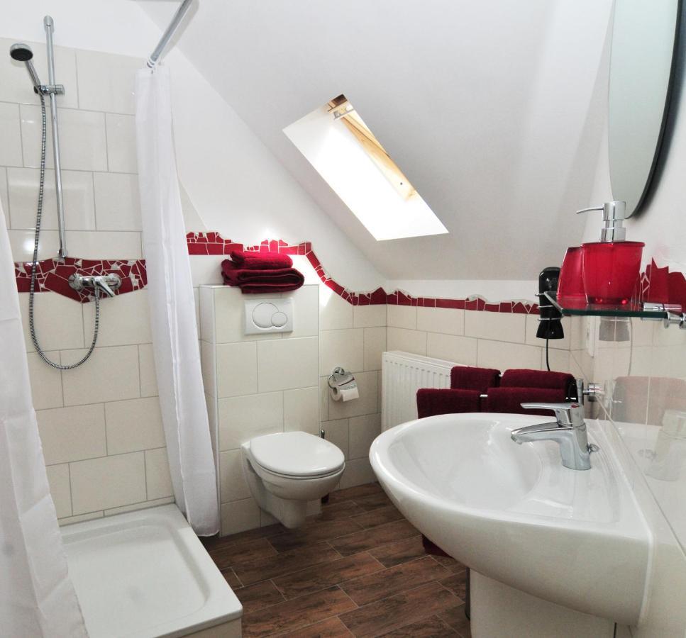 Ferienwohnung Schloms Hof Waffensen Exterior foto
