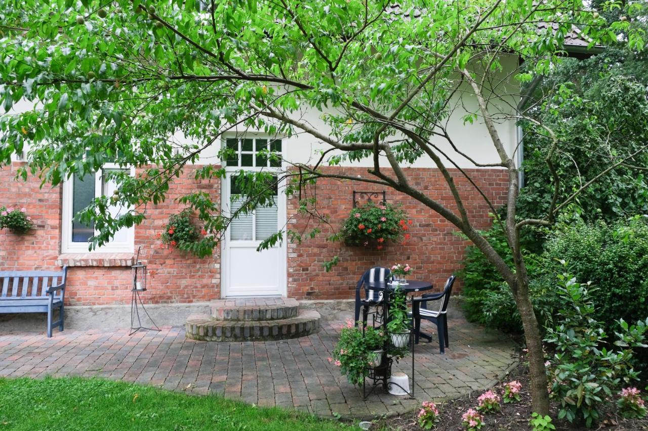 Ferienwohnung Schloms Hof Waffensen Exterior foto