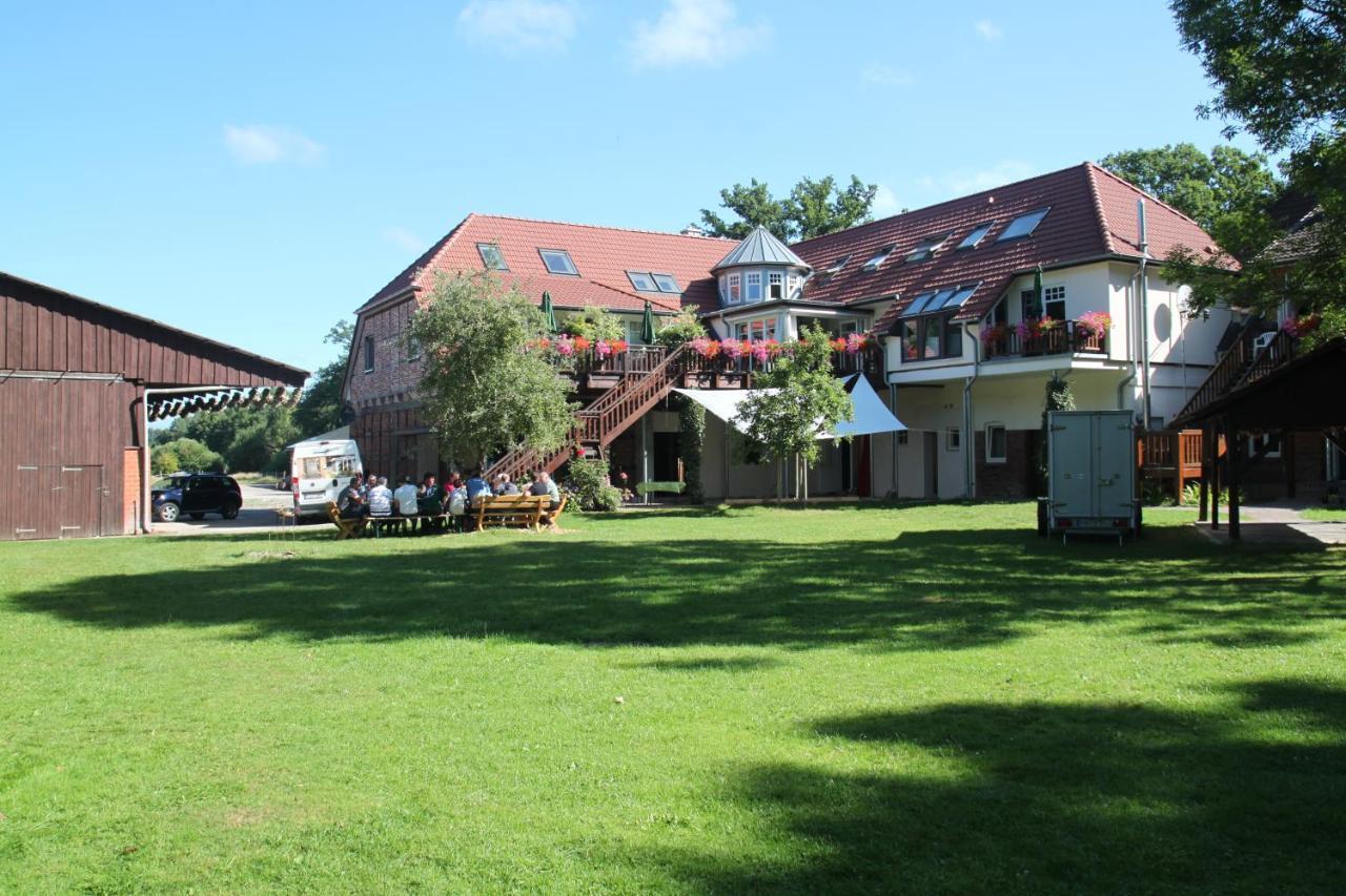 Ferienwohnung Schloms Hof Waffensen Exterior foto